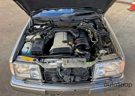 1995 Mercedes-Benz E 320 из США, поврежденный, VIN WDBEA66E8SC283479